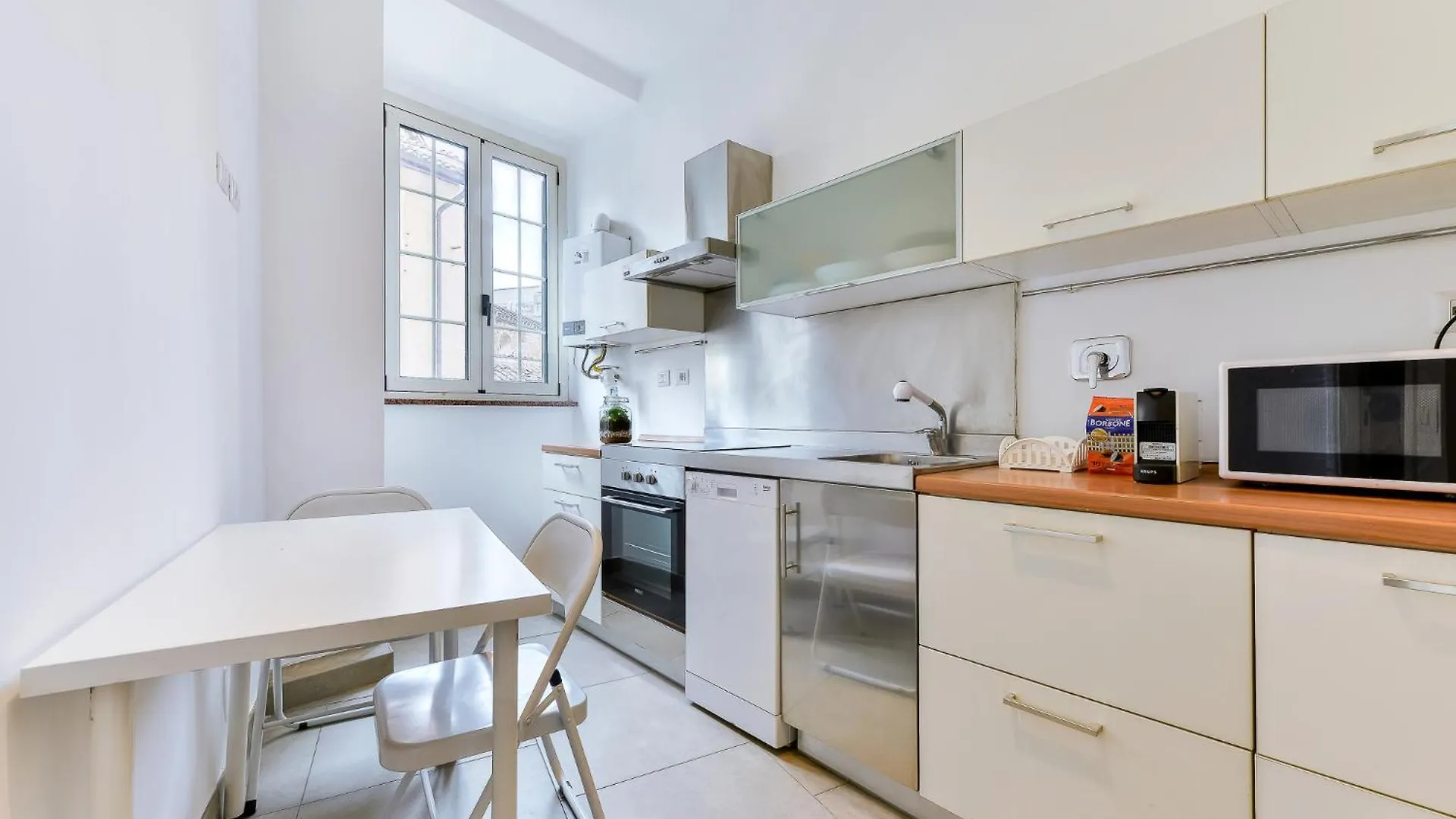 Lavinia'S Apartment At Colosseo Rome Italy